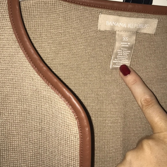 Banana republic cardigan - Picture 2 of 3